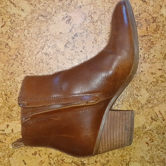 Frye Jacey Chelsea Ankle Boots Women's Size 7 - Picture 3 of 11